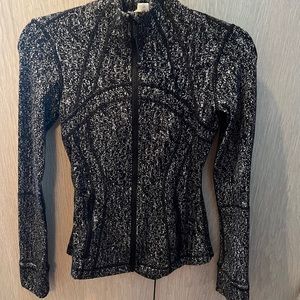 Lululemon black and white speckled define jacket